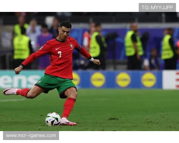 葡萄牙九球狂胜亚美尼亚，C罗停赛无碍晋级