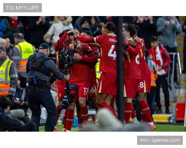 阿森纳客场2-1力克曼城，终结对手主场连胜登顶积分榜